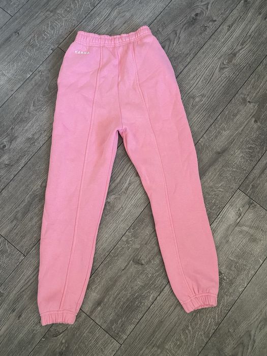 Розов комплект Karma