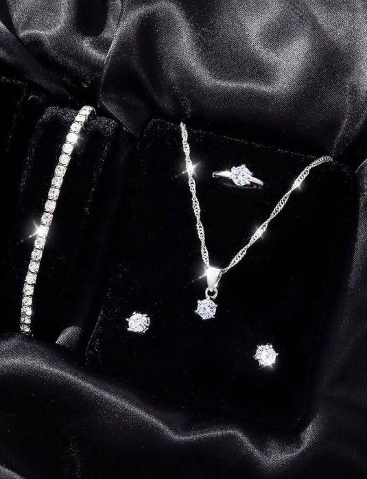 Женски комплект от бижута