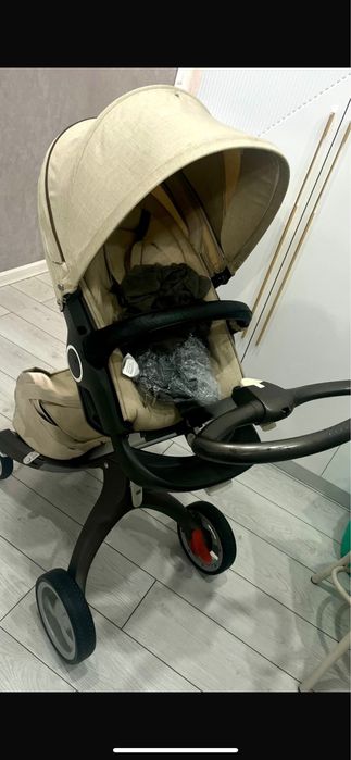 Продам коляску Stokke xplory