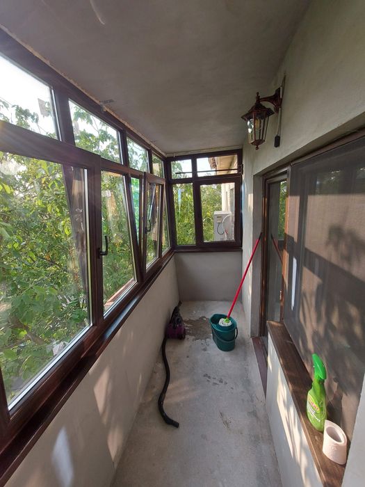 Vand apartament 3 camere