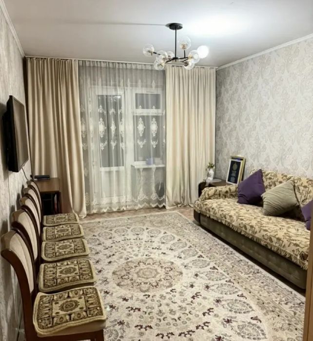 продам 2-х ком. 54кв. 3мкр. 2-этаж