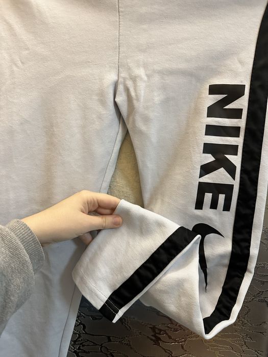 Клин бяло и черно Nike