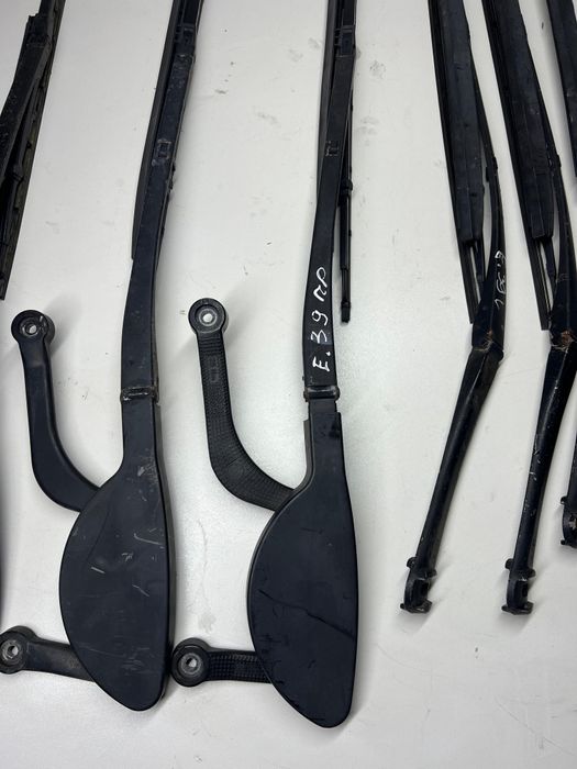 Дворник Е39 бмв.