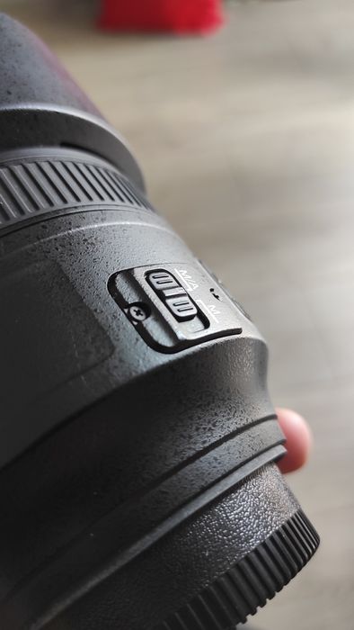 Vând obiectiv Nikon 85 mm 1.8G