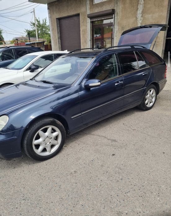 Продам меоседес C200