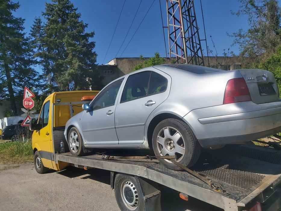 Фолксваген Бора 1.9 TDI 90 к.с 1999 година