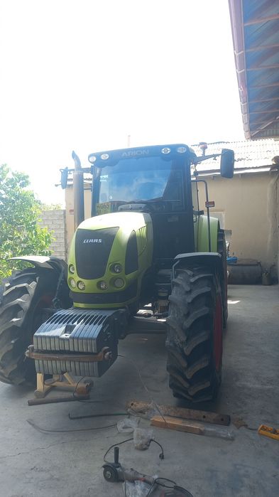 Arion 630 traktor sotiladi