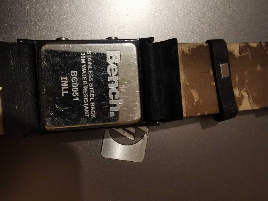 Led Часовник Bench