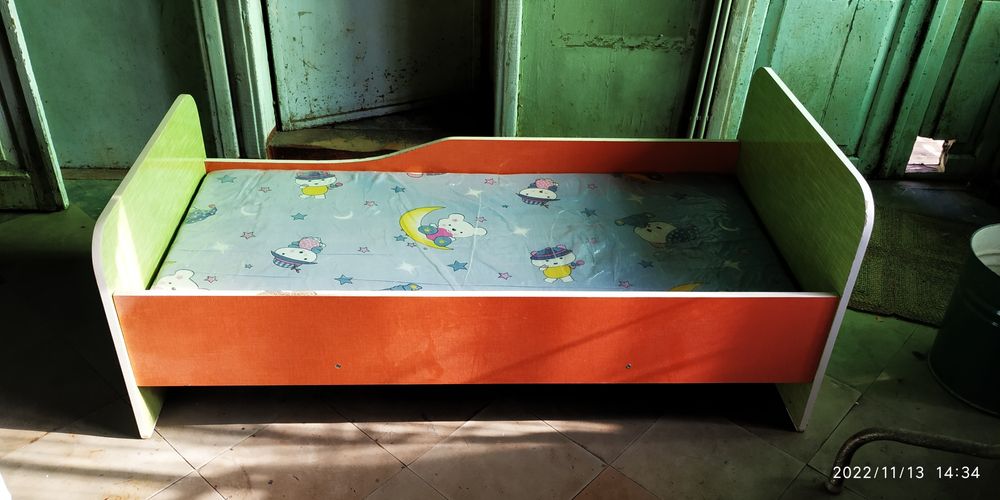 Продается детская кроватка, в хорошем состоянии.