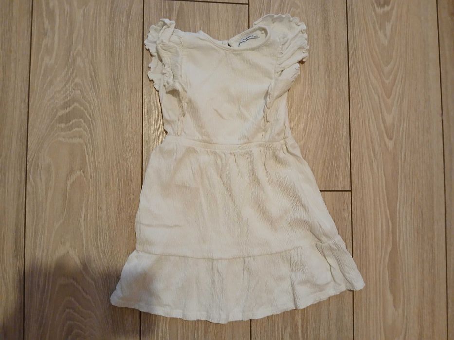 Детски рокли от 2 до 4 години