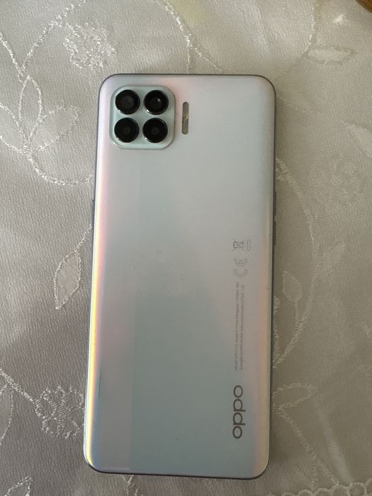 Телефон oppo 128гб