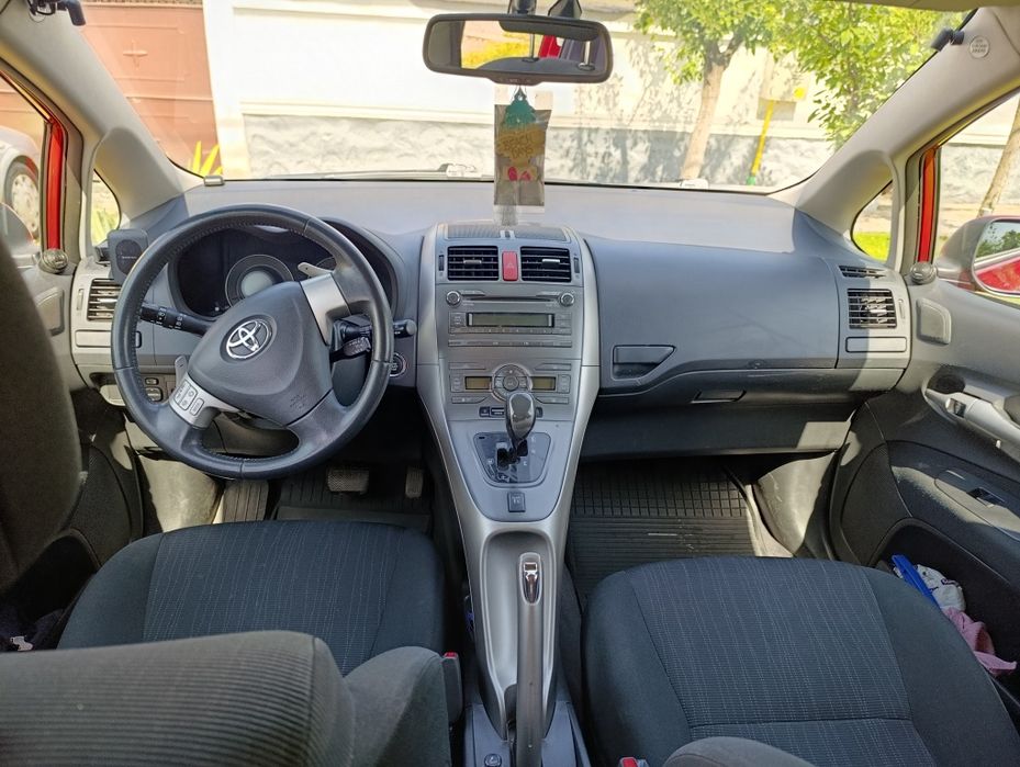Vand Toyota Auris