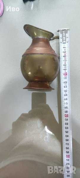 Месингови орнаменти, чайник, свещник