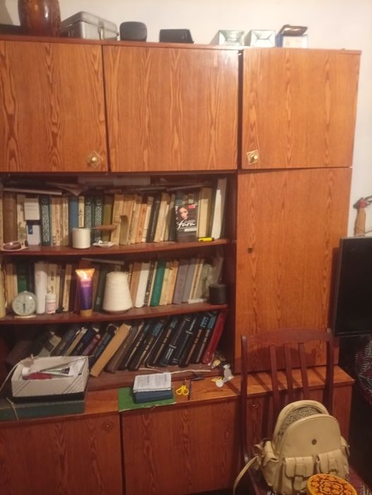 Отдам  мебель бесплатно