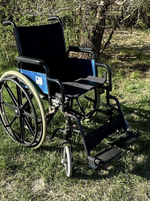 Инвалидная коляска