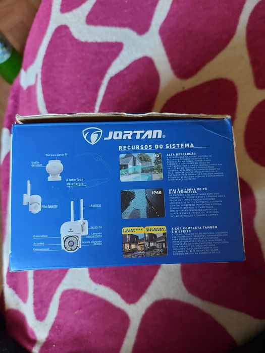 Vând cameră nouă preț negociabil