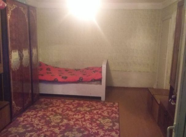 Dom 3 xonalik sotiladi