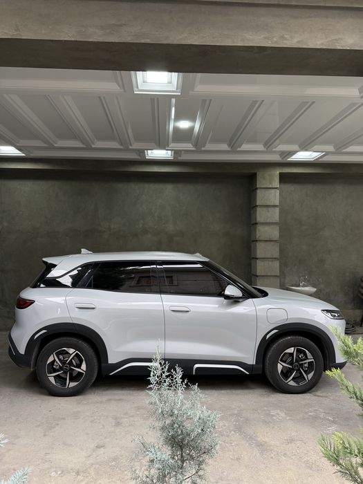 BYD Yuan Up Ofitcial 8yil garantiyalik