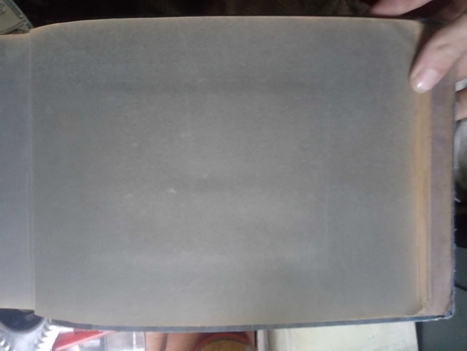 Продавам стар альбом 1926 1936