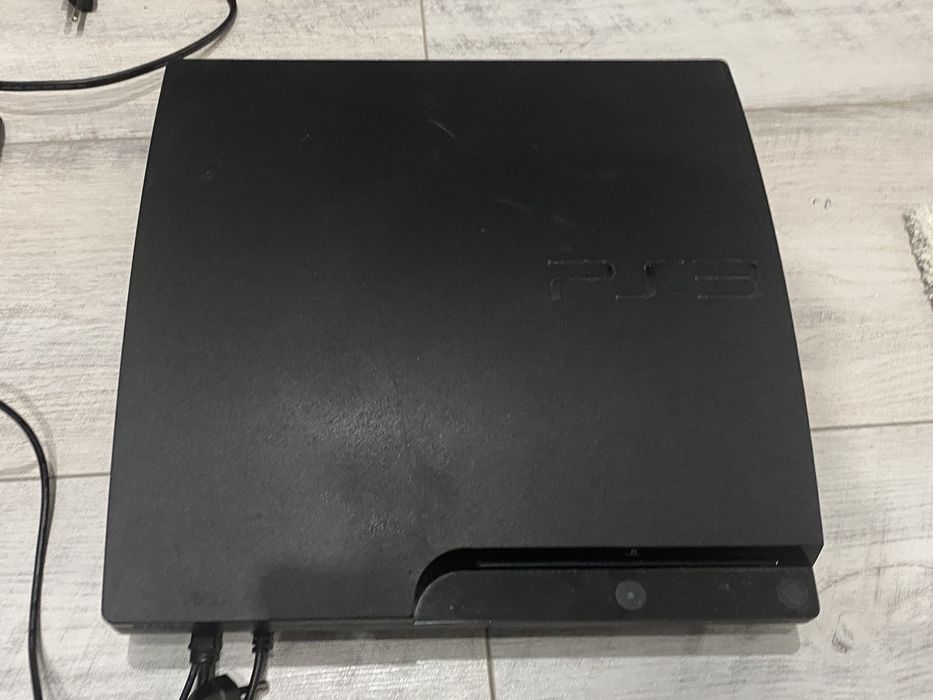 PlayStation 3 + 2 джойстика