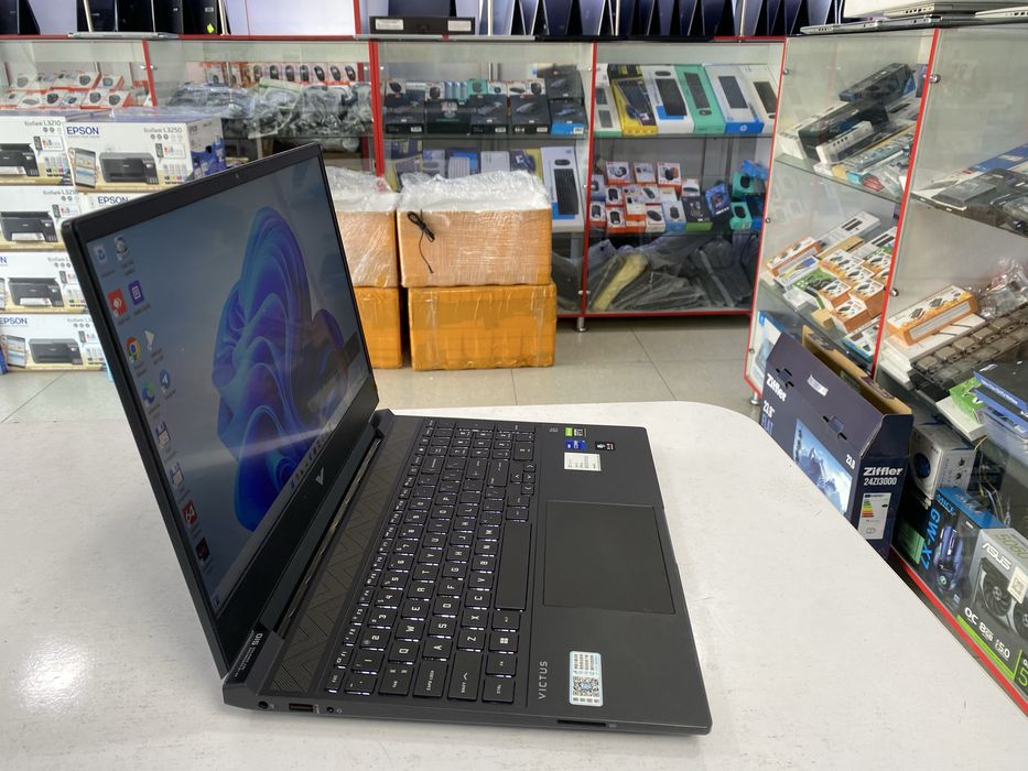Hp victus gaming core i7 16/512 gb ssd gam