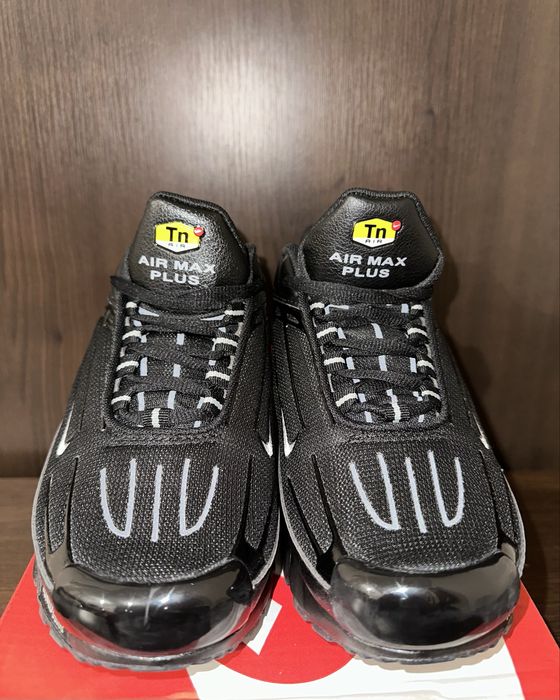 Nike Air Max Plus 3 "Black & Wolf Grey" - 41,42