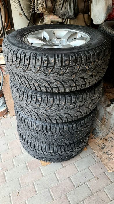 Продам шины Тойо с дисками