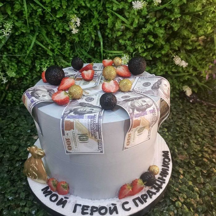 Zakazga bento tort va turli xil marosimlar uchun tortlar