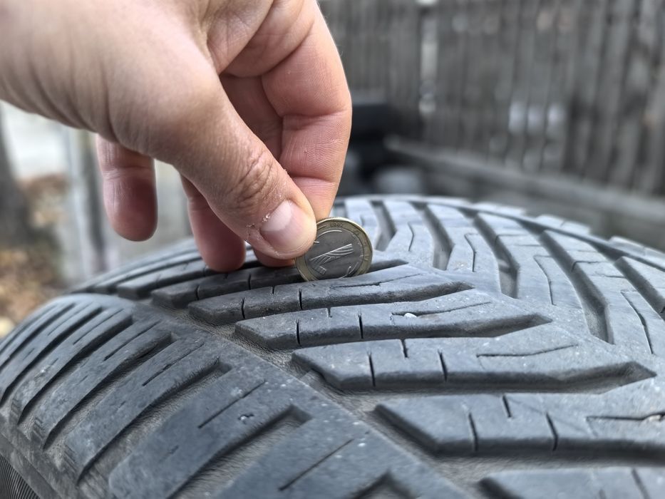 Продавам 4бр. всесезонни гуми.