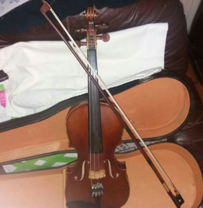 Цигулка Страдивариус Кремона