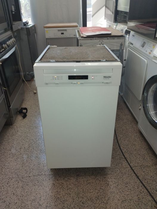 Съдомиялна Miele Activ SC 45см