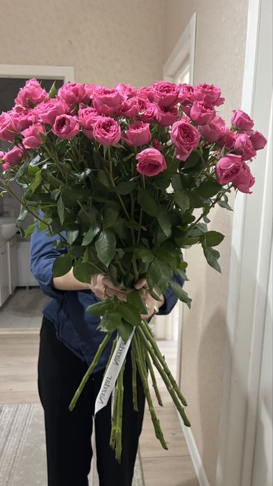 Кустовые розы 11шт
