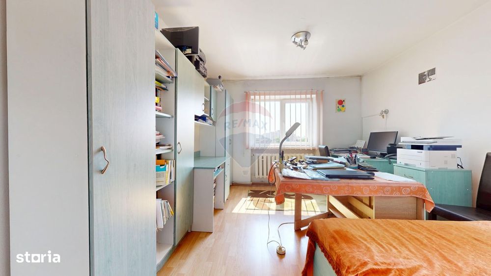 Apartament cu 3 camere de vânzare în zona Centrala, Fagaras