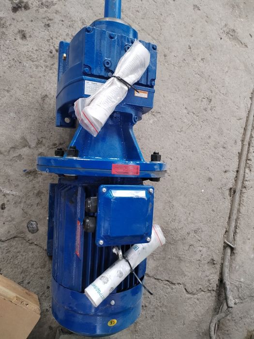 Мотор редуктор R77 5.5 kwt