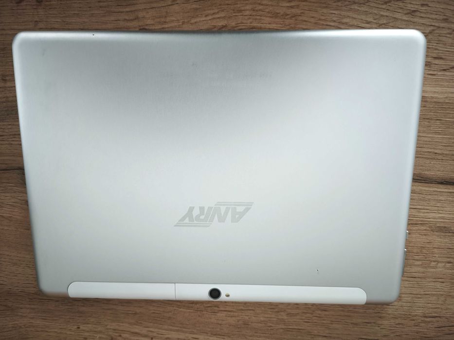 Таблет ANRY 10,1" (За части)
