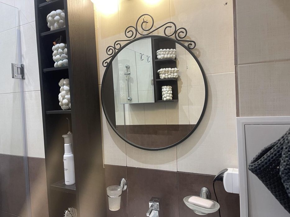 Продава се Четиристаен апартамент в Бургас, Център - 150 кв.м за 900 €/кв.м - Снимка #2