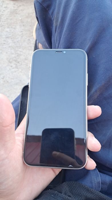 Продам iPhone 11 128gb