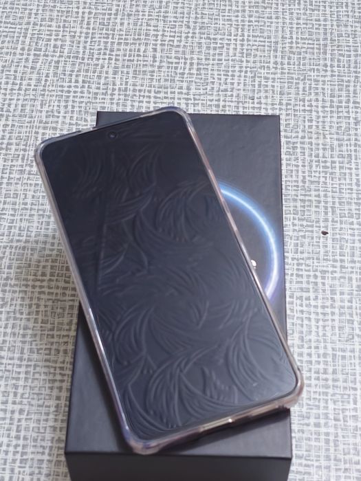 Продам телефон Vivo V50 Lite