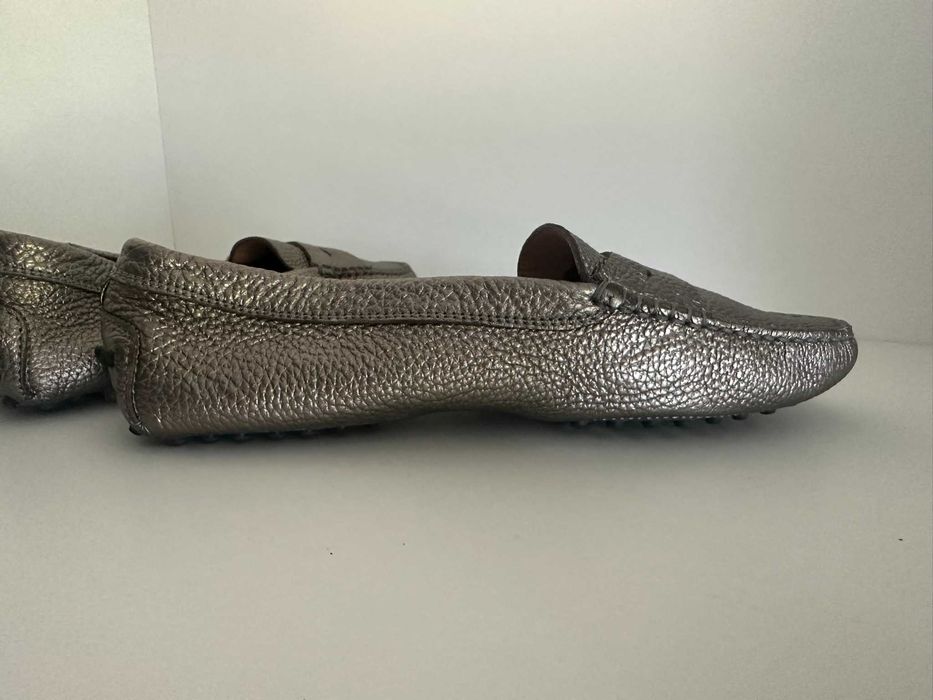 Сребристи лоуфъри от естествена кожа Tod's