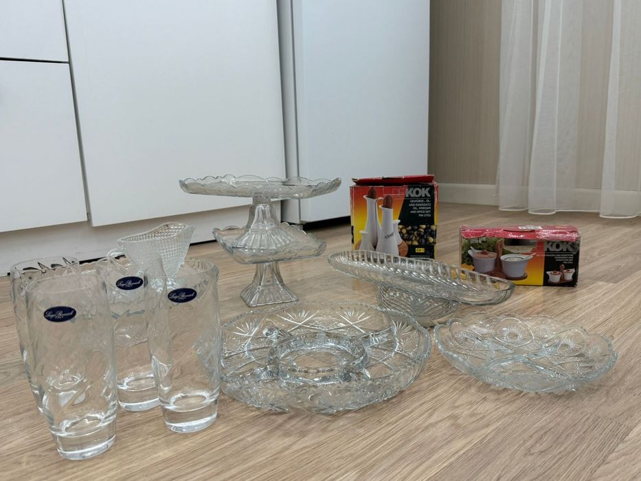 Продаю посуду комплектом