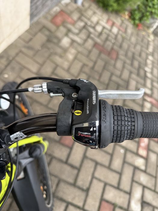 Bicicleta CUBE Kid Race 240