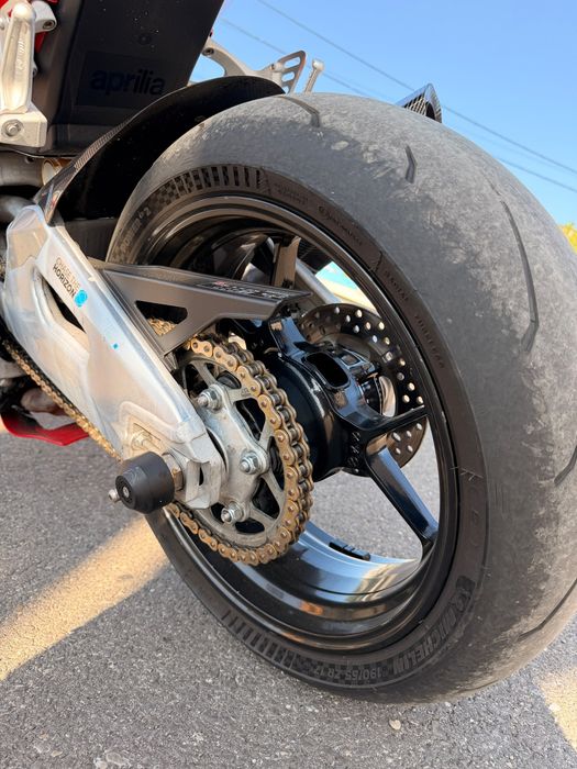 Aprilia RSV4 APRC