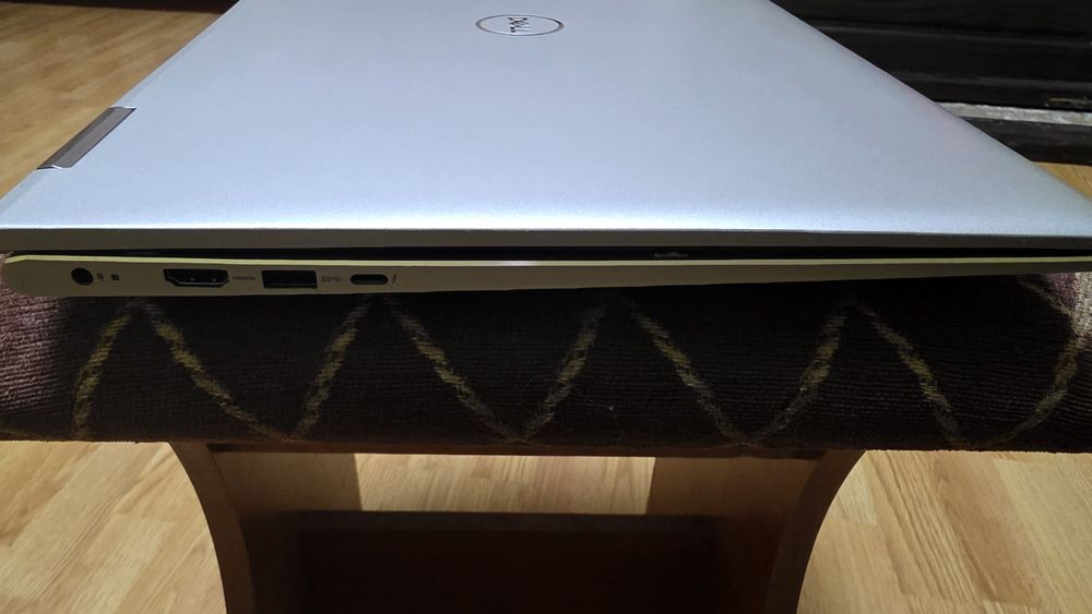 Laptop DELL  Inspiron 7706 2in1 - Touch-screen