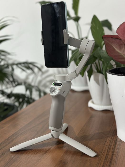 Стабилизатор DJI osmo mobile se