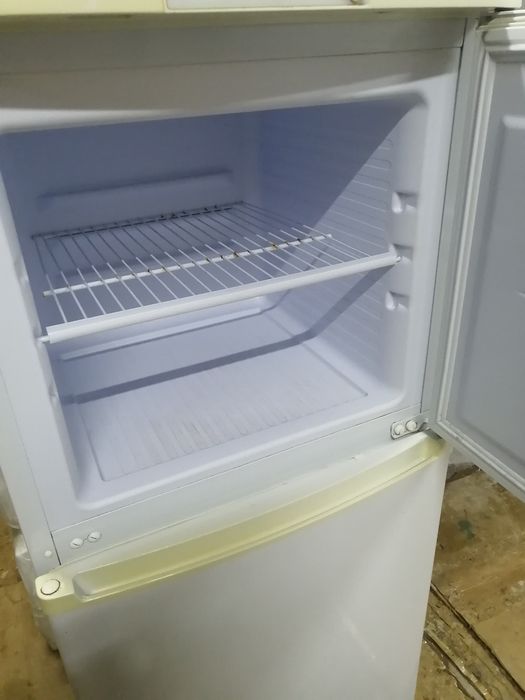 Продам холодильник