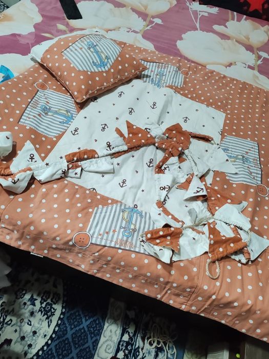 Продаёт детский домик вигвам