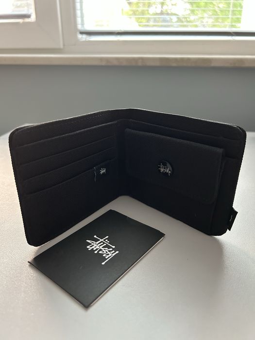 Stussy портфейл.