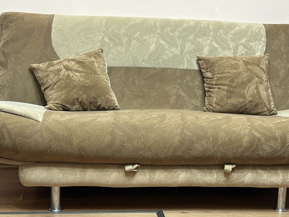 Продам диван - книжку