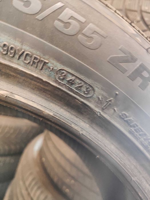 2бр.всесезонни гуми 215/55/17 Kumho