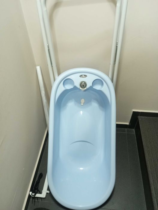 Бебешко корито със стойка